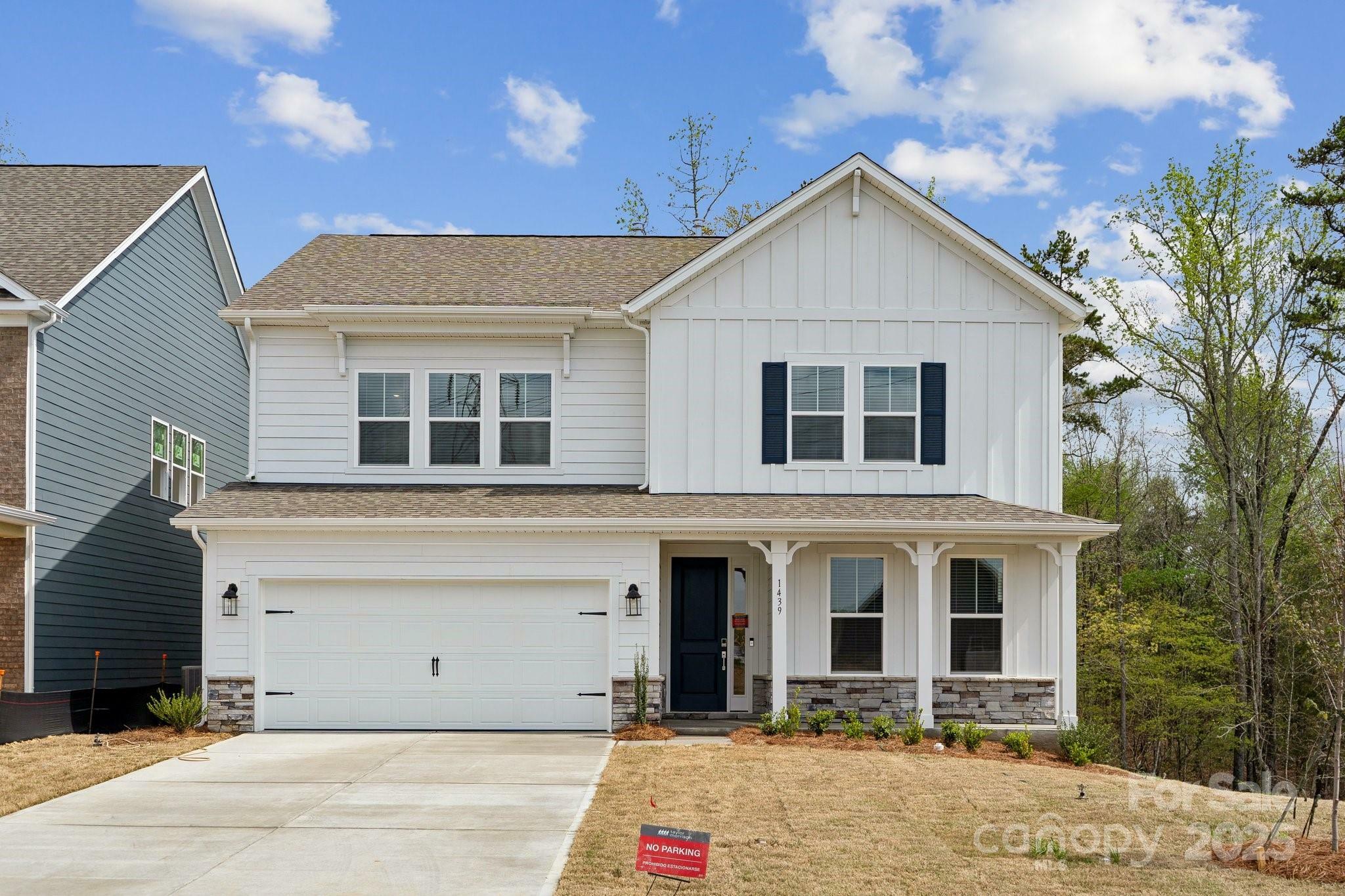 Property Photo: 1439 Hubert Graham Way SC 29708