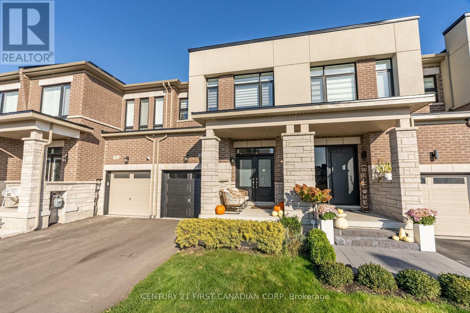 Property Photo:  22 Ghent Drive  ON L4H 4T8 