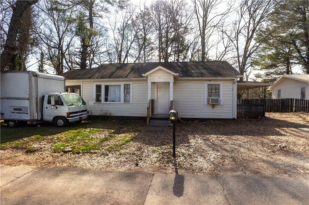 Property Photo:  241 Killian Street  GA 30114 