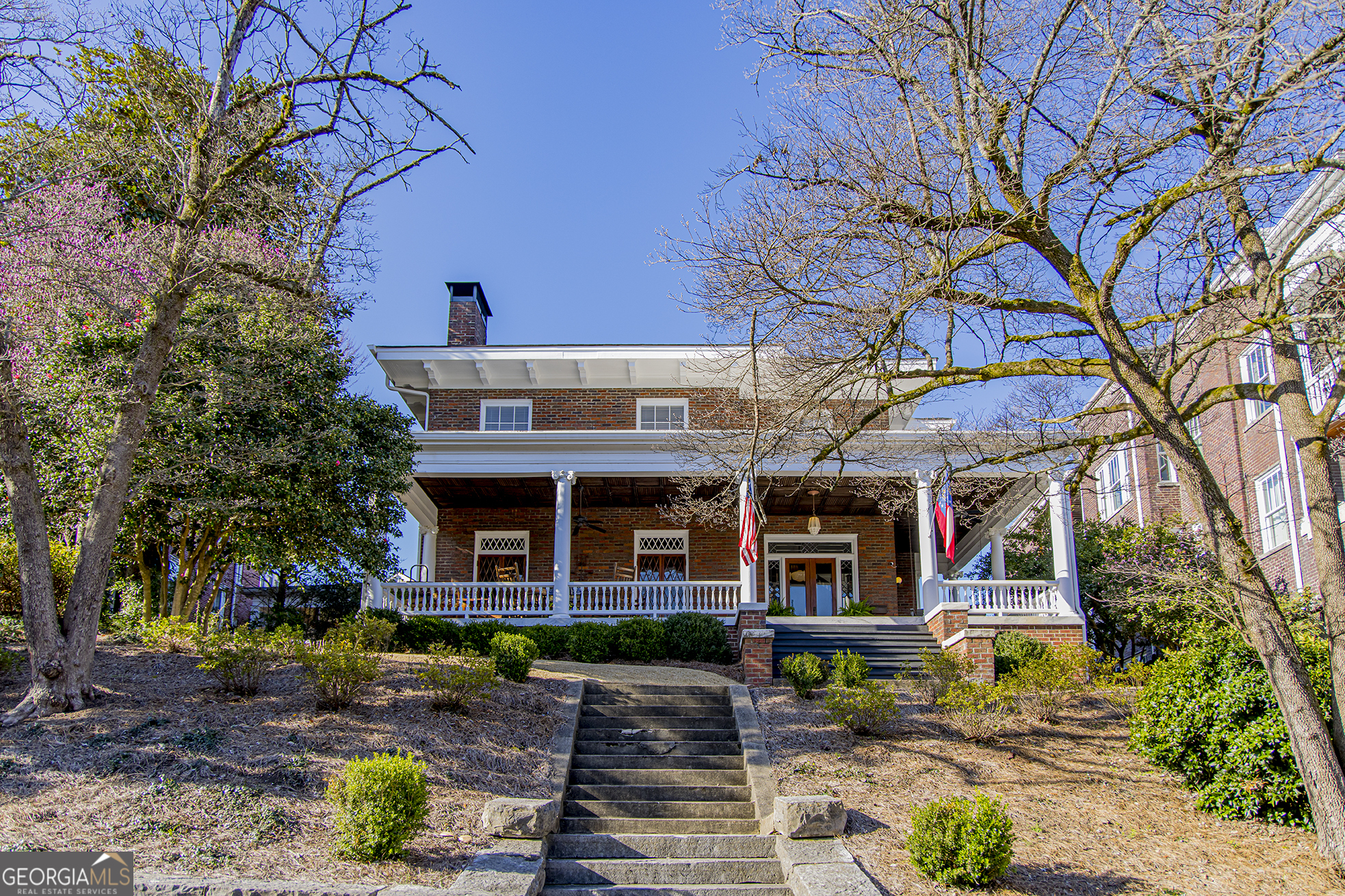 Property Photo:  204 E 4th Avenue  GA 30161 