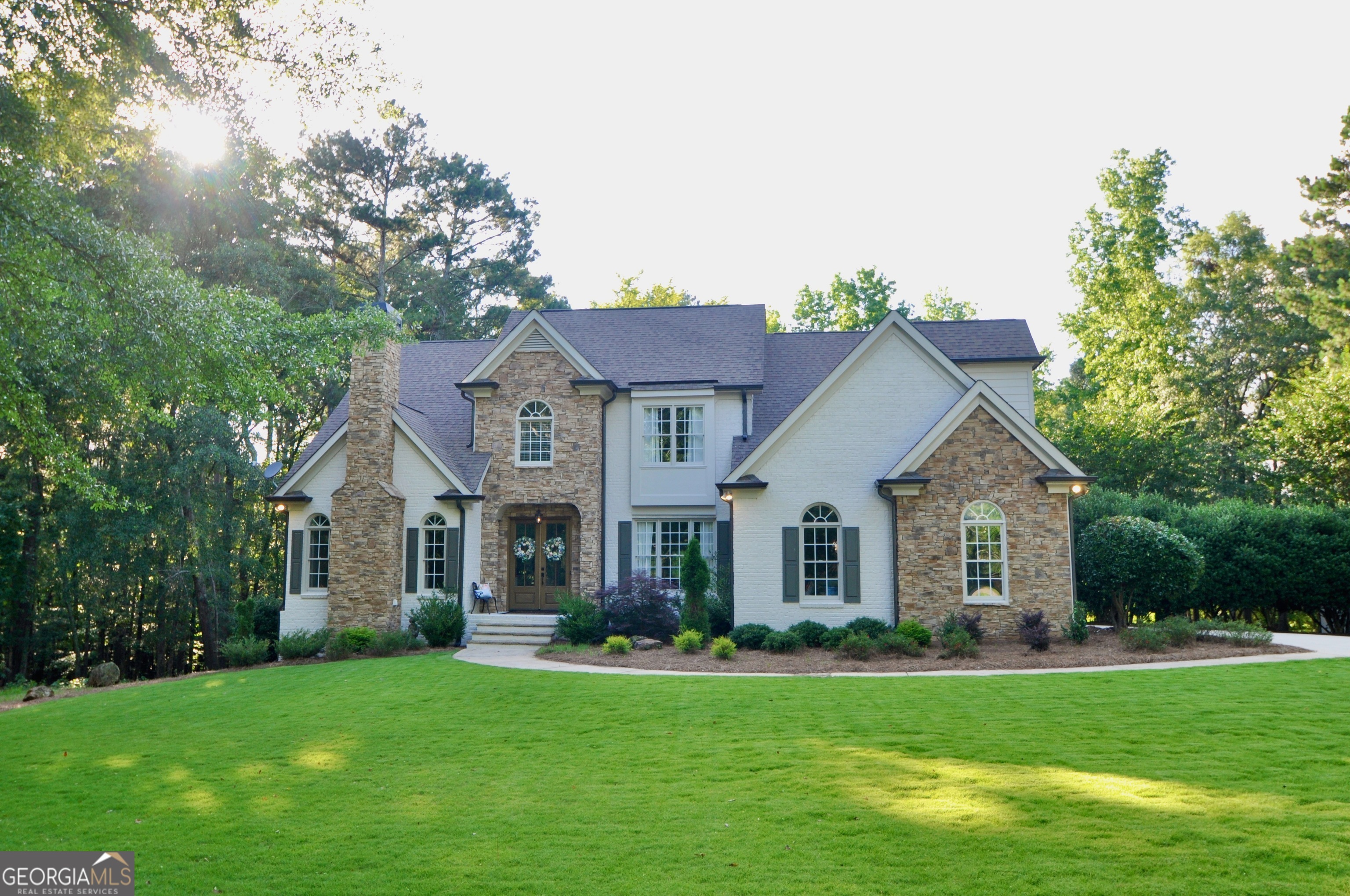 Property Photo: 1070 Lexington Court GA 30621