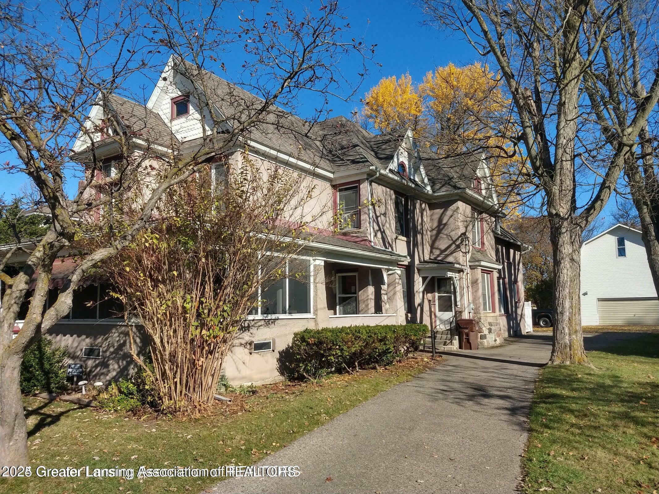 Property Photo: 337 S Cochran Avenue MI 48813
