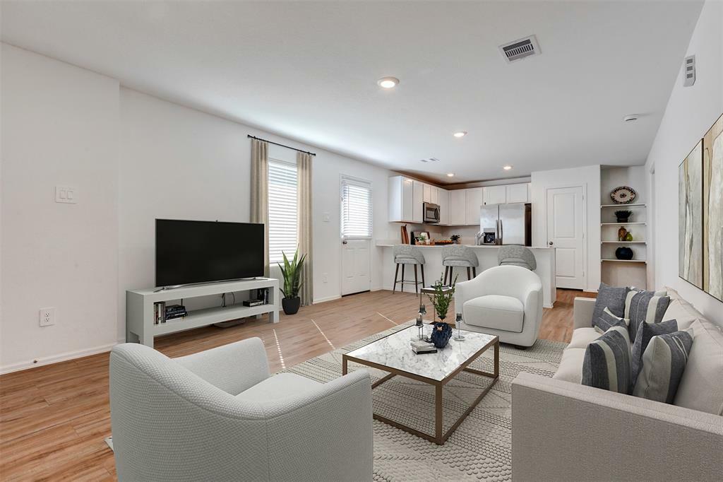 Property Photo: 744 Hackberry Branch Court TX 77354