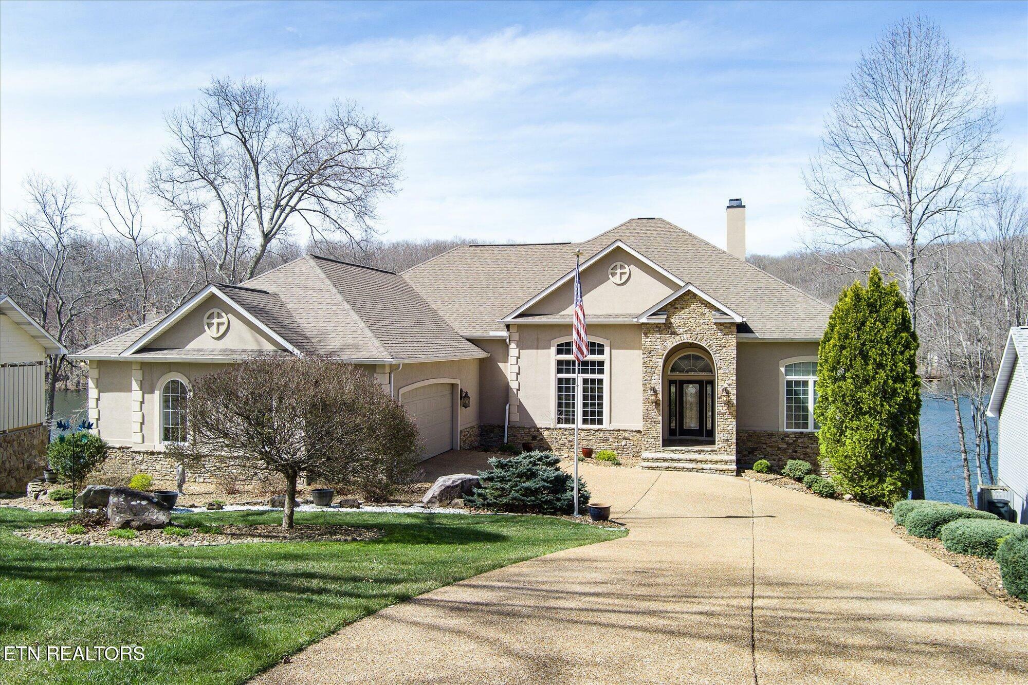 111 Sherwood Circle  Crossville TN 38558 photo