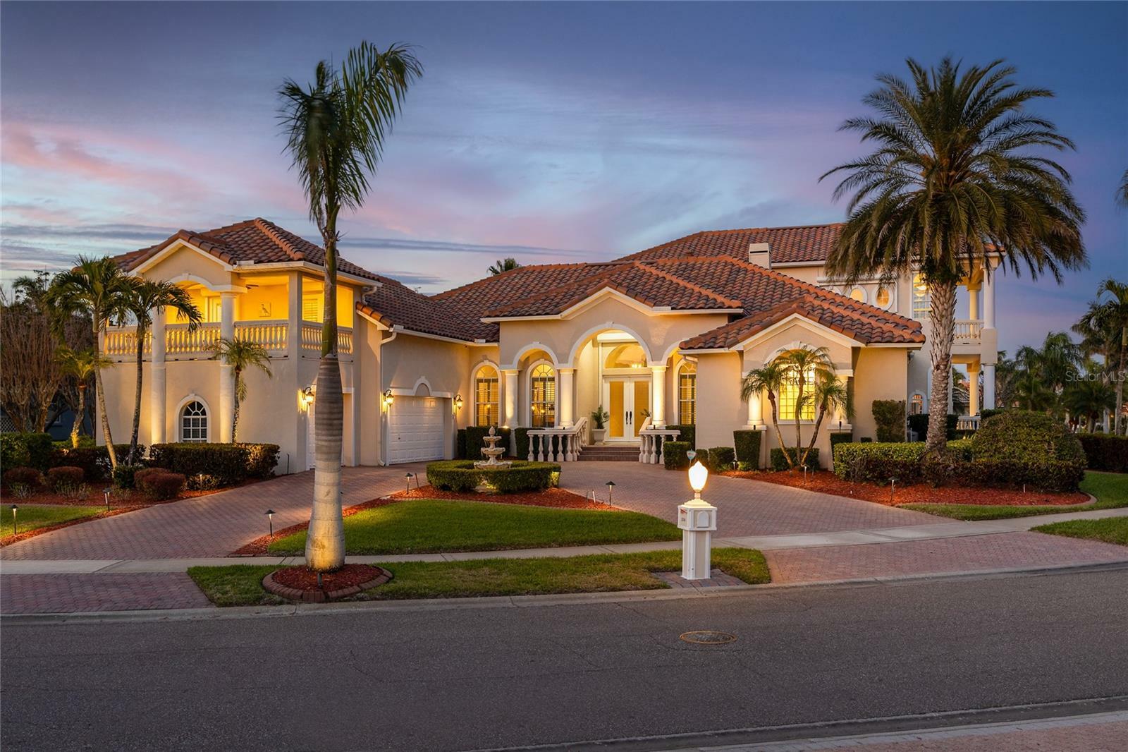 Property Photo: 1314 Jumana Loop FL 33572