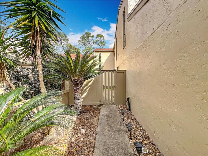 Property Photo: 117 Starling Lane FL 32779