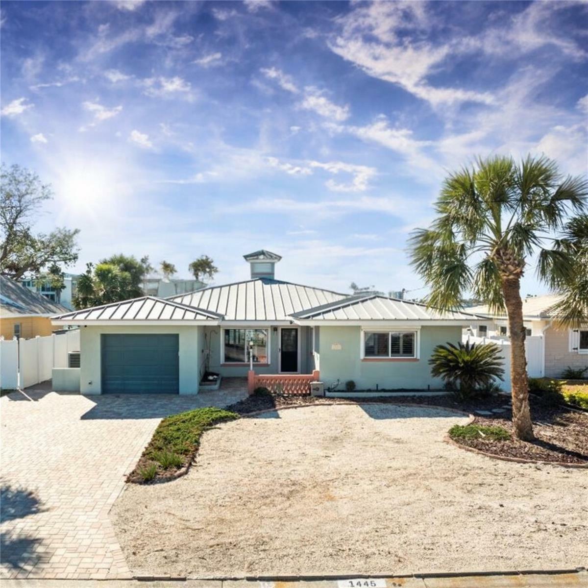 Property Photo: 1445 Corey Way S FL 33707