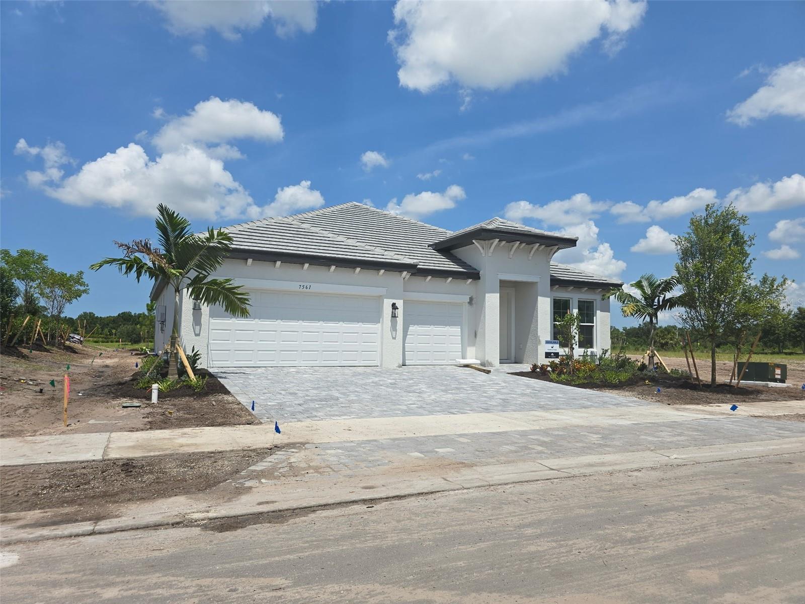 Property Photo: 7561 Nighthawk Drive FL 34241