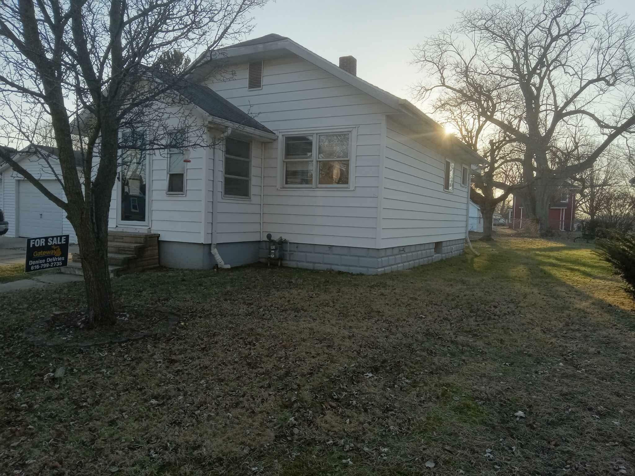 Property Photo: 314 Sylvan Street MI 49107