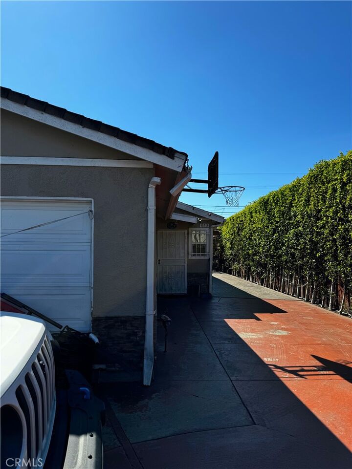 Property Photo: 138 E Century Boulevard CA 90003