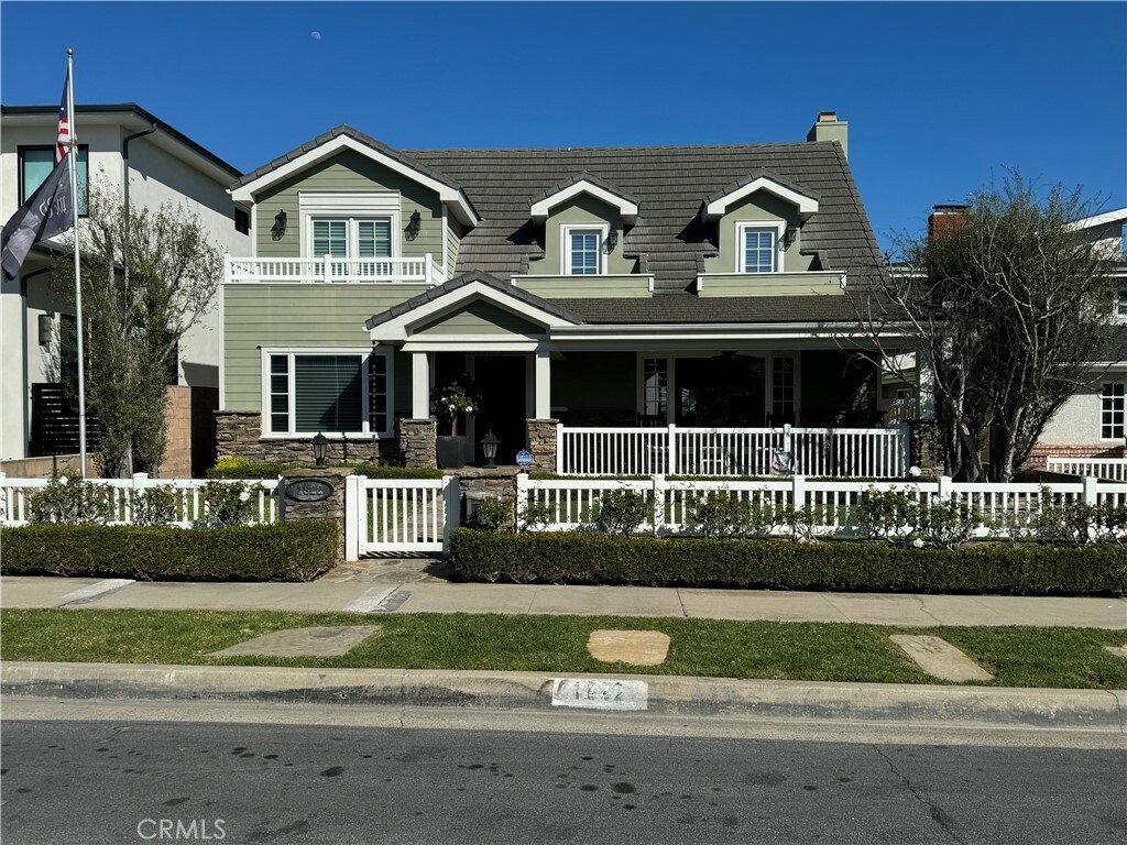 Property Photo:  1822 Pine Street  CA 92648 