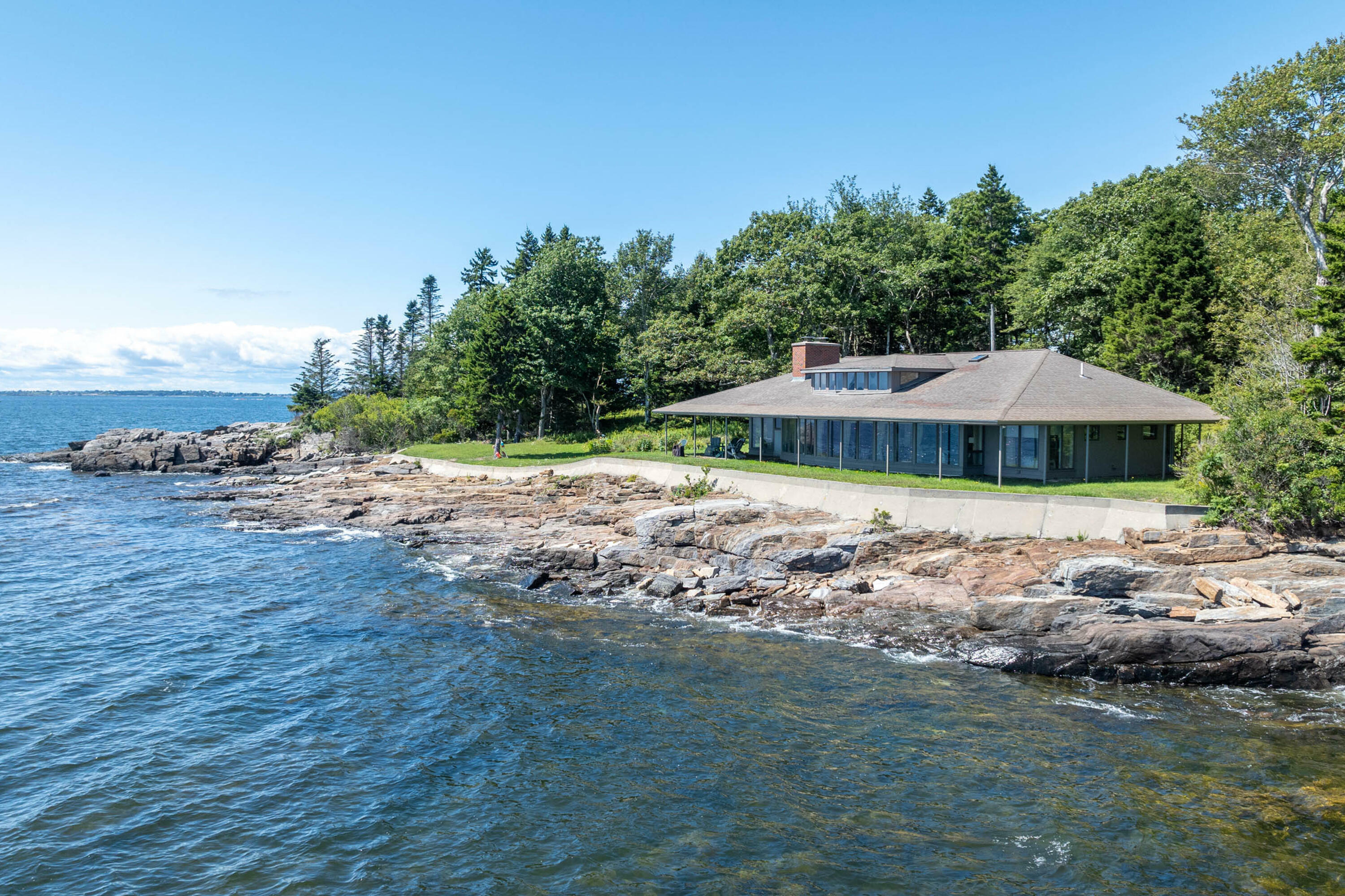 Property Photo:  240 W Cundys Point  ME 04079 