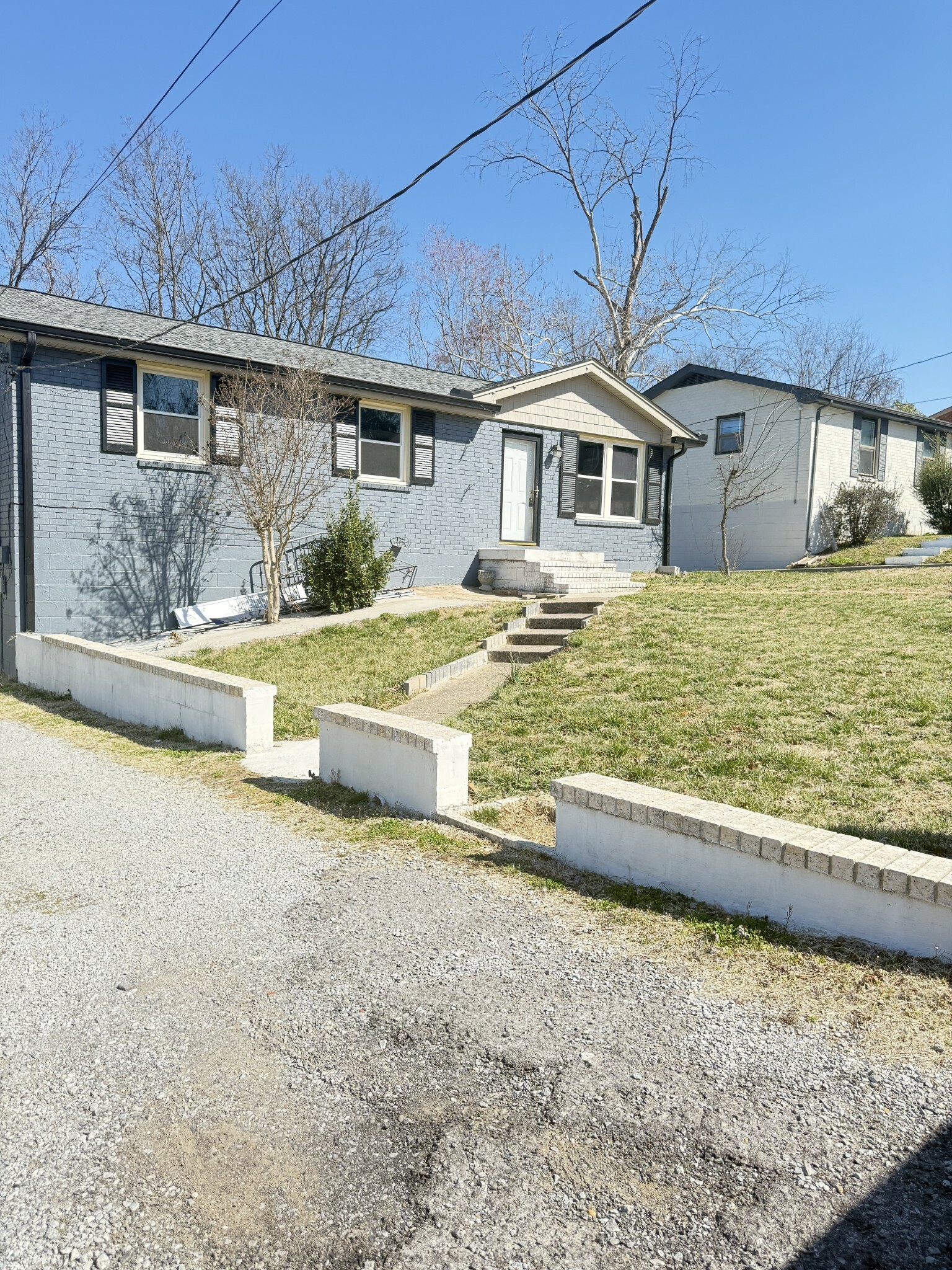 Property Photo:  825 Oakwood Terrace Dr  TN 37013 