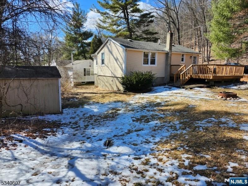 Property Photo:  30 Hemlock Lane  NJ 07480 