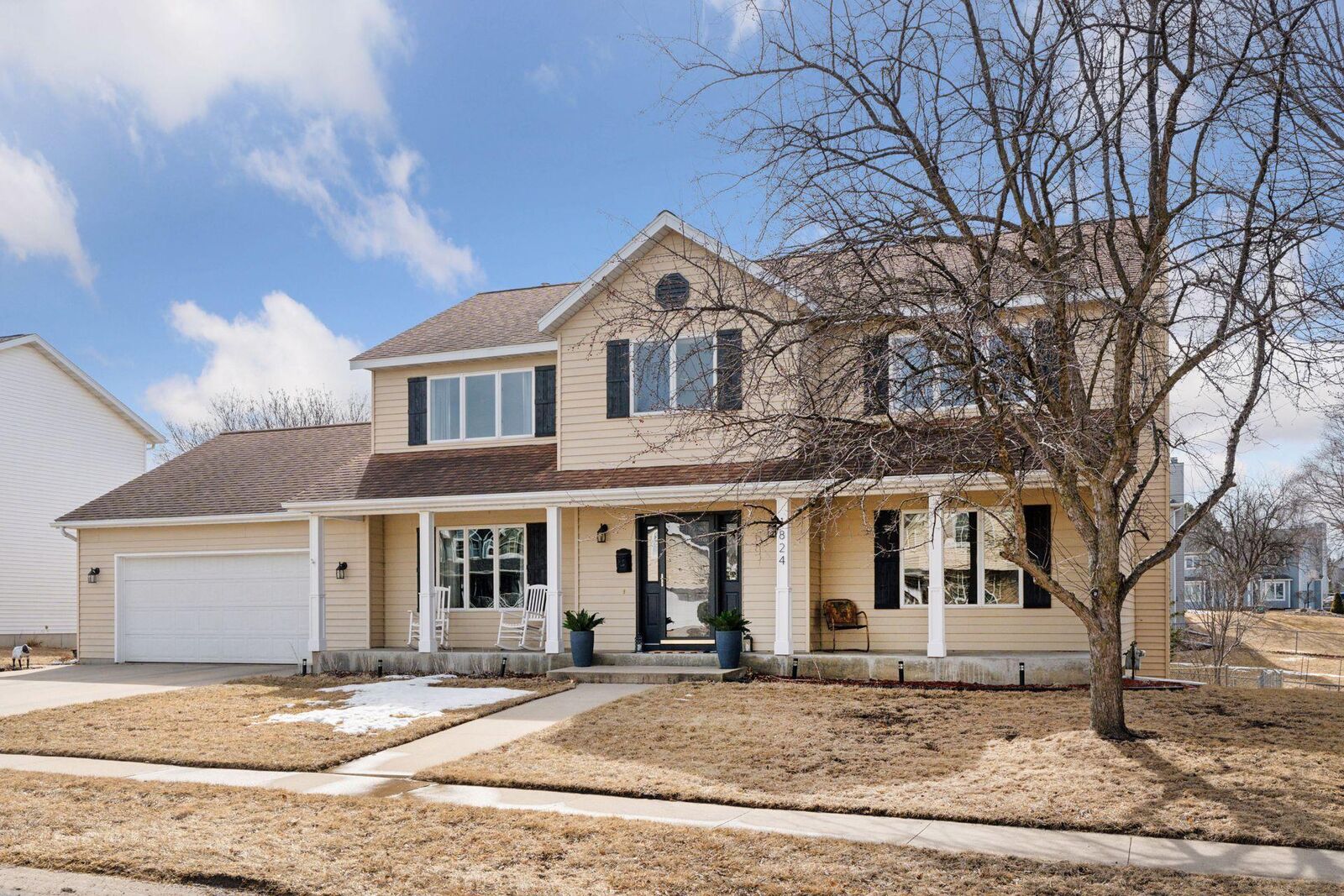 Property Photo: 1824 Viola Heights Lane NE MN 55906