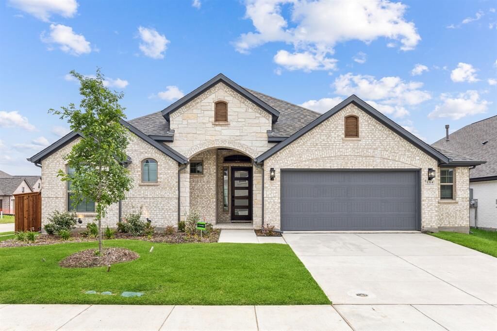 Property Photo: 1314 Cascade Lane TX 75114