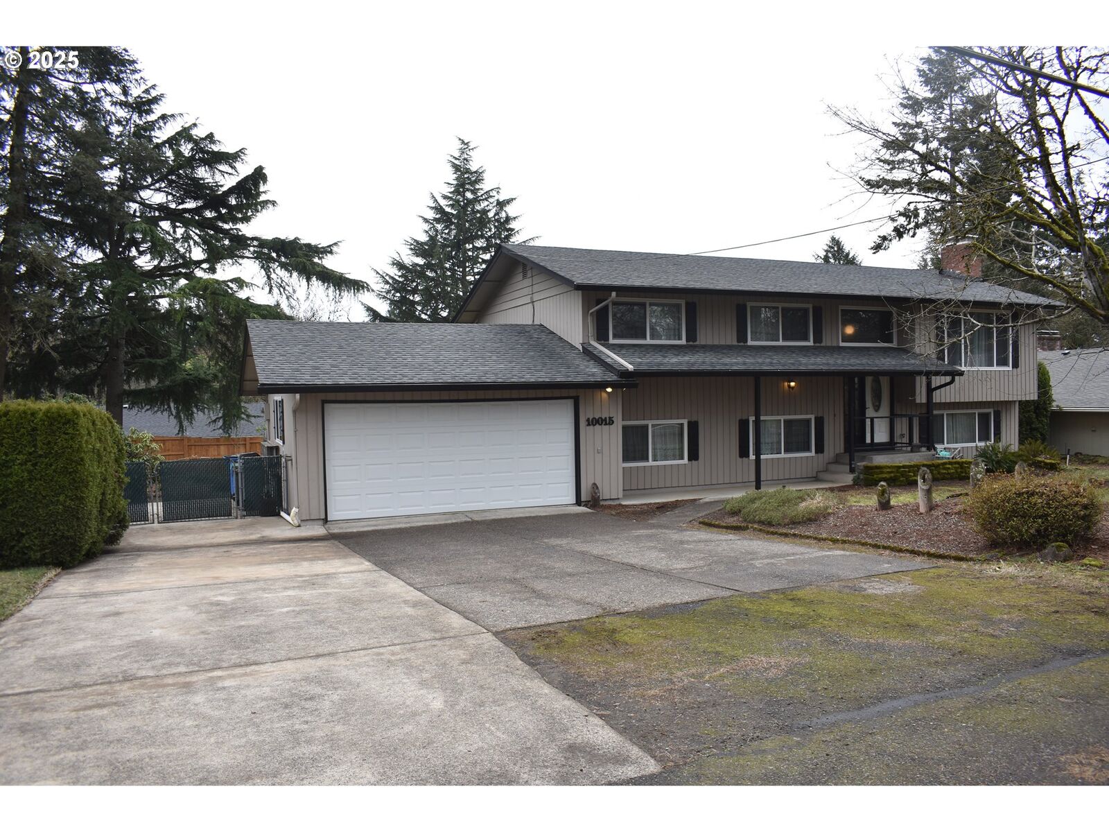 3 bed Vancouver home for sale: 10015 SE 10th St, Vancouver, WA 98664