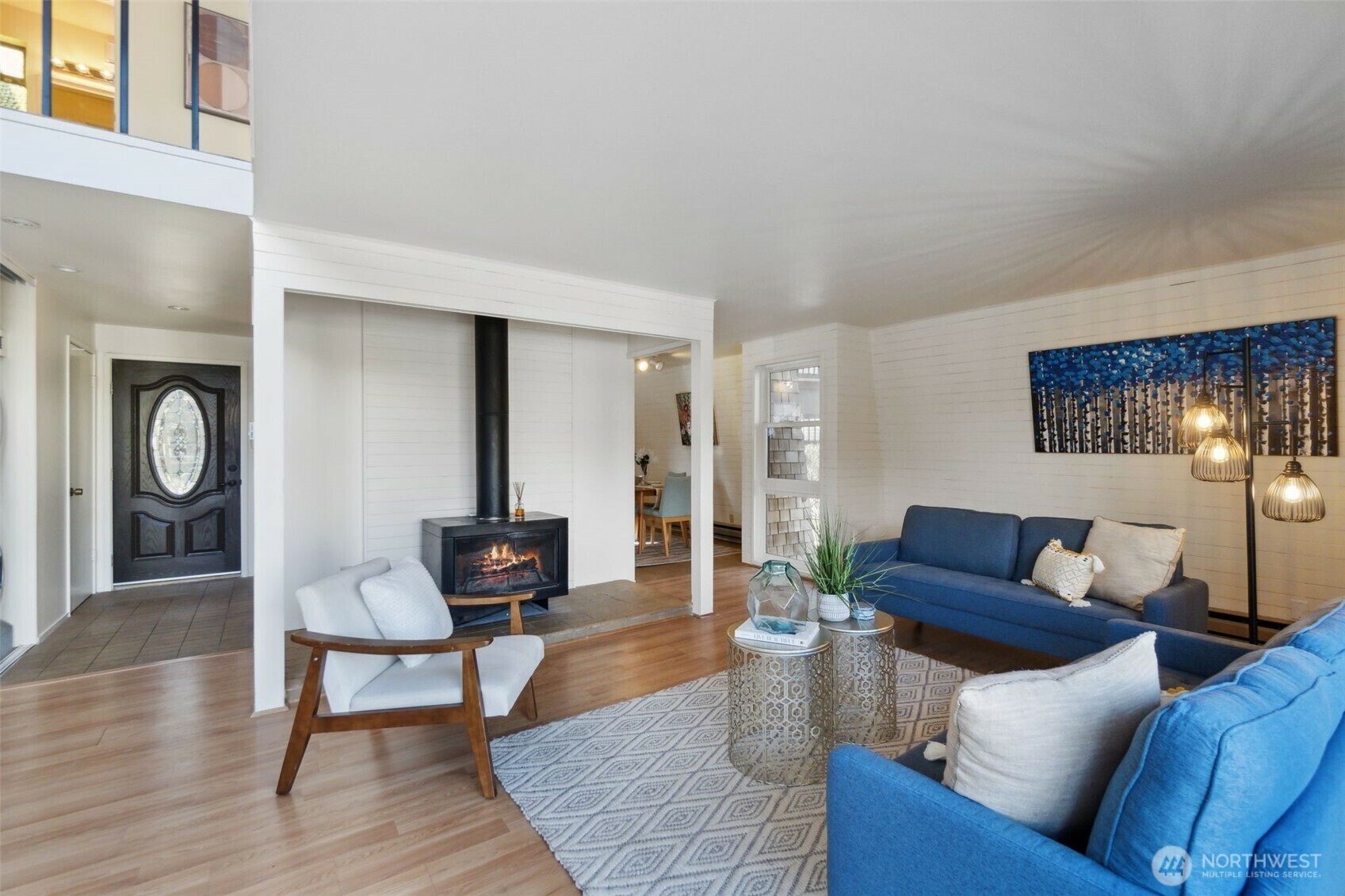 Property Photo: 10737 Burke Avenue N 9 WA 98133