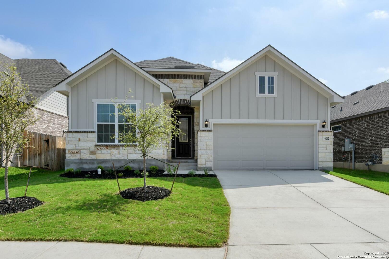 Property Photo: 16242 Athens Cape TX 78247