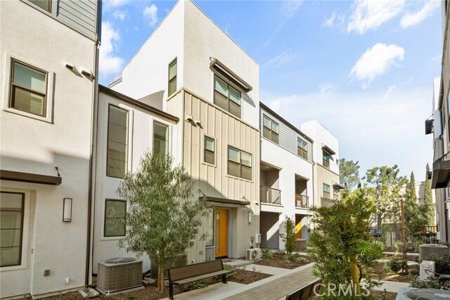 Property Photo: 964 N Divino Privado 52 CA 91764