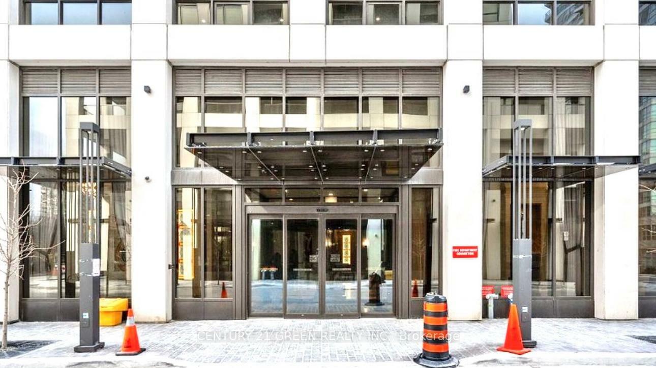 Photo de la propriété:  36 Elm Dr W 1707  ON L5B 0N3 
