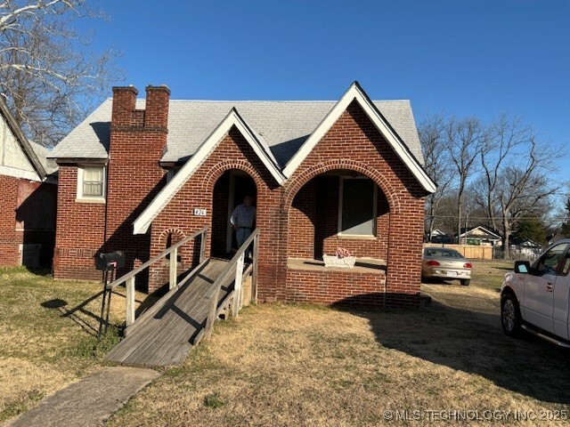 Property Photo:  426 Eastside Boulevard  OK 74403 