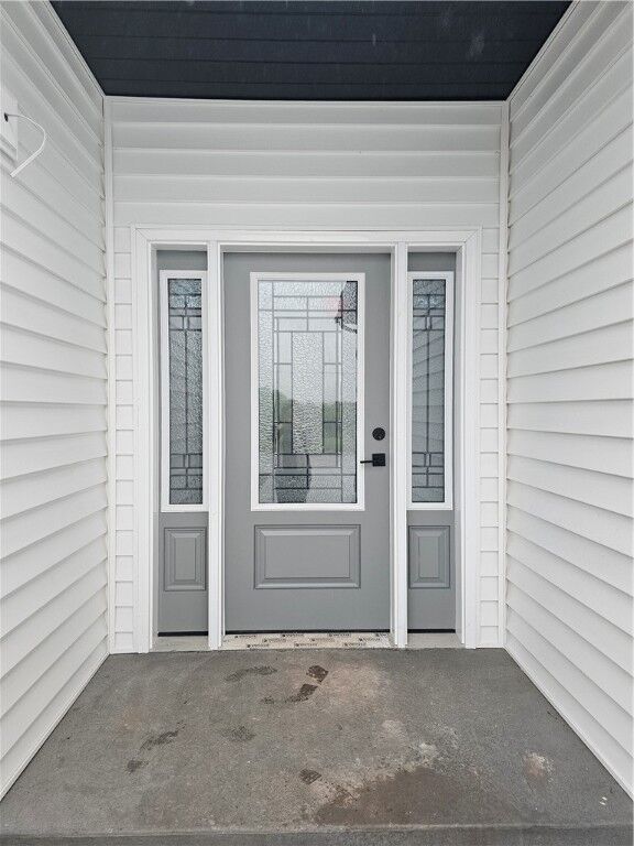 Property Photo:  812 S Tenth St  PA 15697 