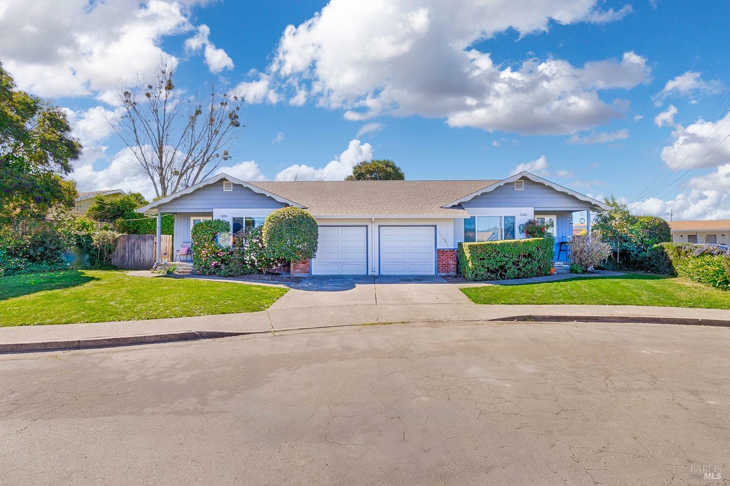 Property Photo:  1537 Lynn Court  CA 95405 