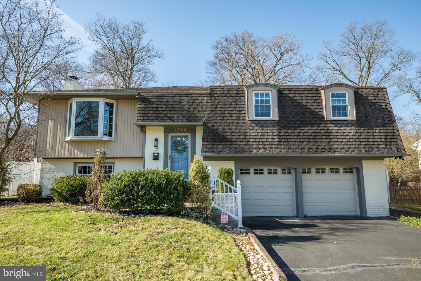 Property Photo:  1708 Larue Lane  PA 18976