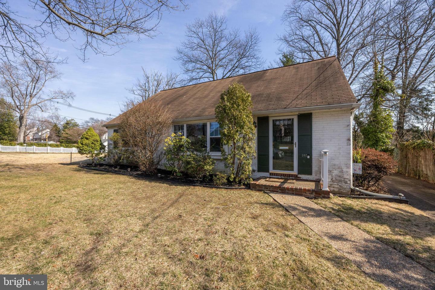 Property Photo:  392 Tavistock Boulevard  NJ 08033 