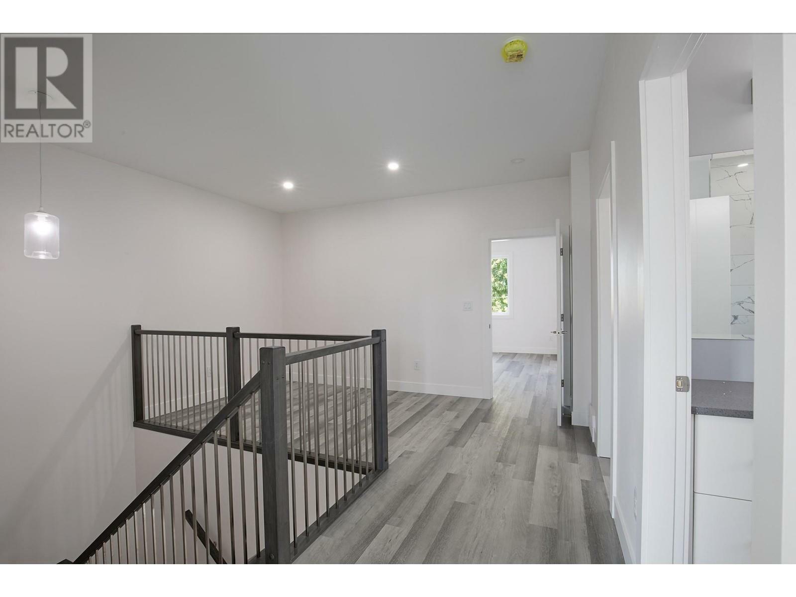 Property Photo: 154 Williams Street BC V2B 3Z6