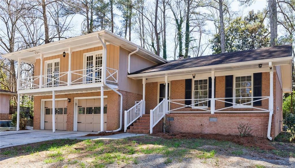 Property Photo: 1618 Cheryl Leigh Drive GA 30296