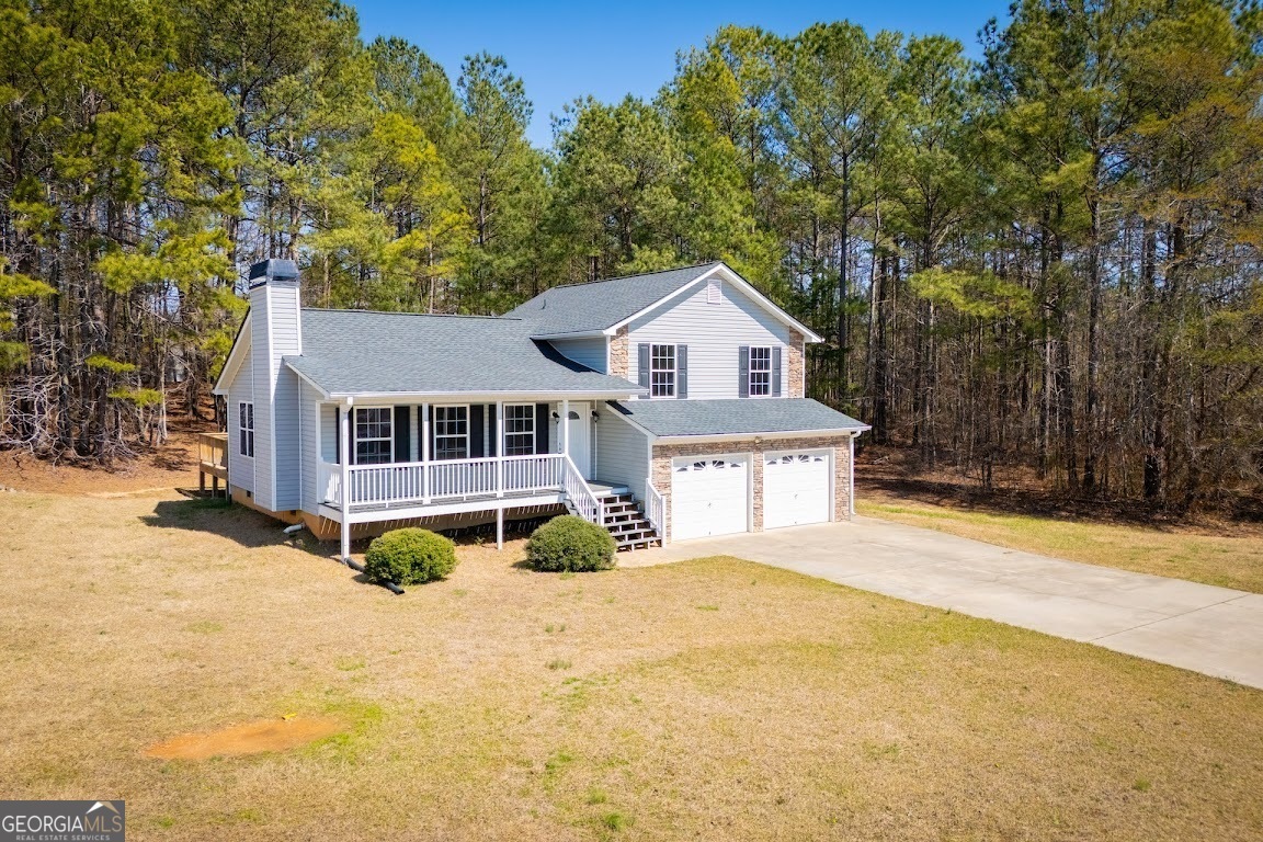 Property Photo: 195 W Fork Way GA 30179