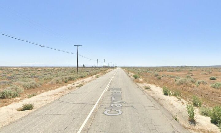 Property Photo: Claymine Rd &Amp S/O Lorraine Ave CA 93523