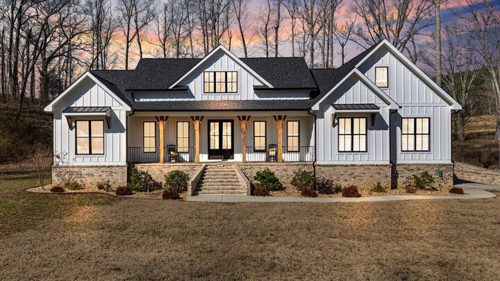 Property Photo:  835 Edgewater Way  TN 37347 