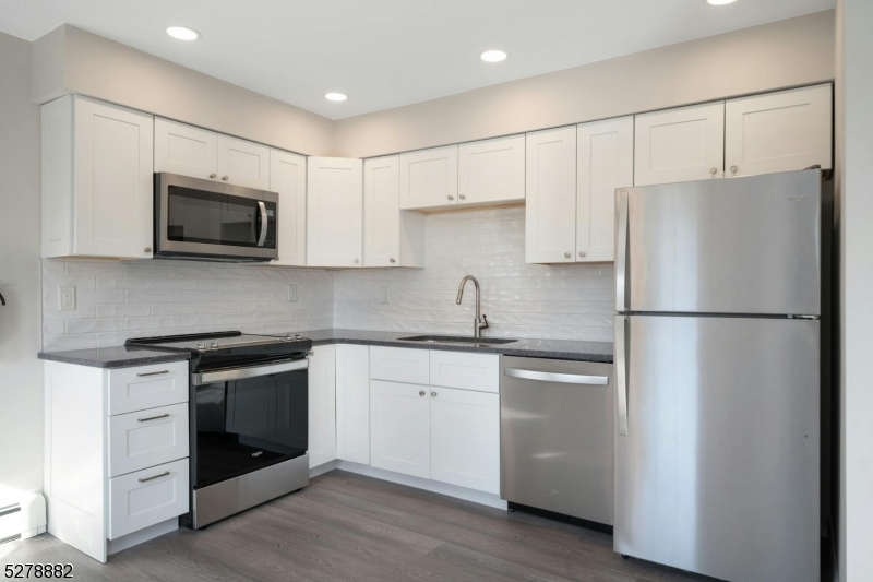 80 E Main St 5  Mendham Boro NJ 07945 photo