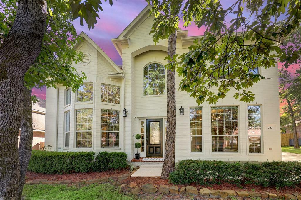 242 Hazelcrest Drive  The Woodlands TX 77382 photo
