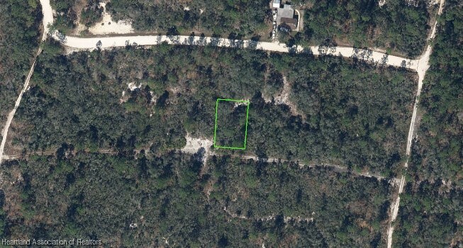 Property Photo: 324 Showboat Avenue FL 33852