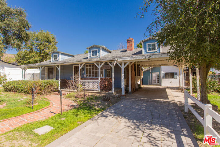 Property Photo:  11350 Orcas Avenue  CA 91342 