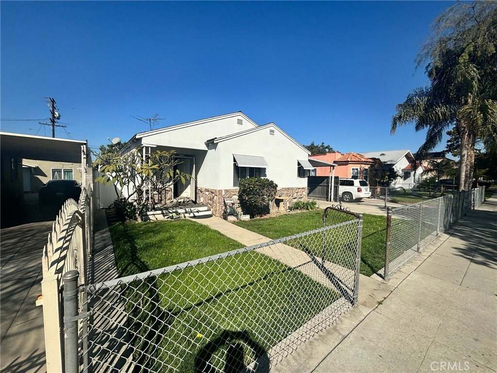 Property Photo: 9629 Virginia Avenue CA 90280