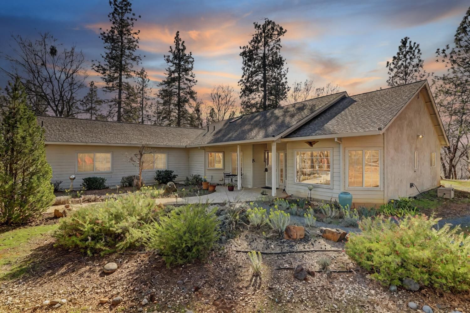 Property Photo: 15149 Sunny Hill CA 95949