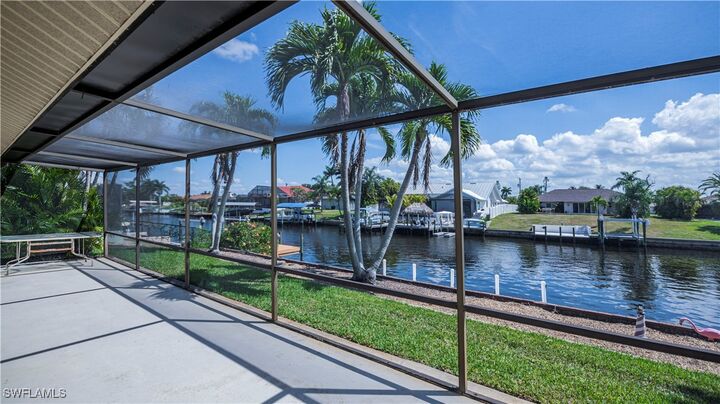 Property Photo:  1903 SE 10th Avenue  FL 33990 
