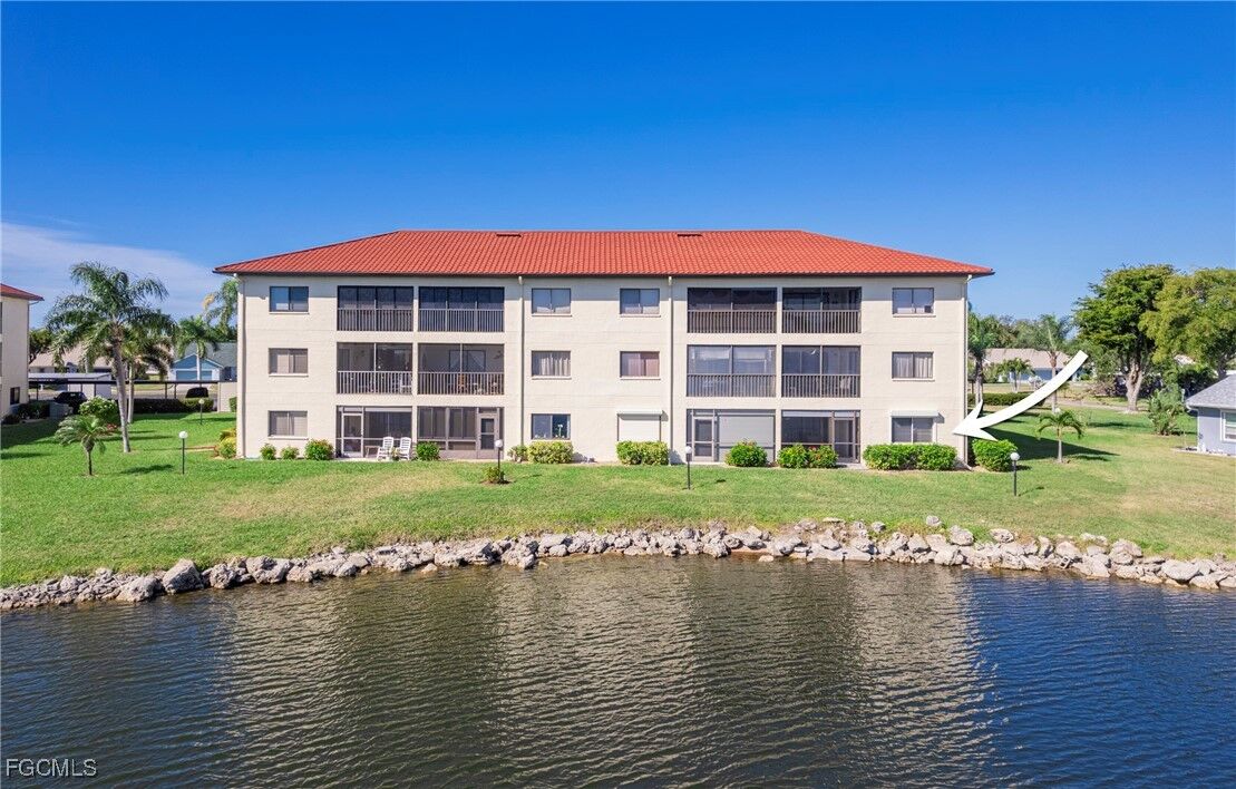 Property Photo:  11170 Caravel Circle 104  FL 33908 