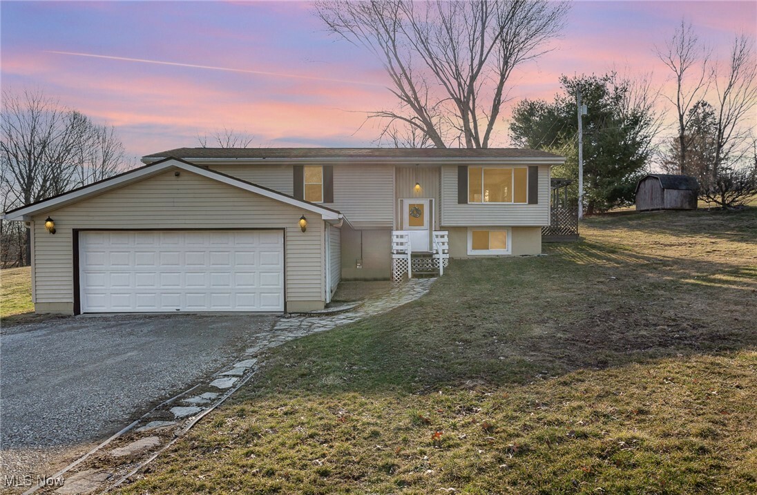 12850 Ridgeview Drive  New Concord OH 43762 photo