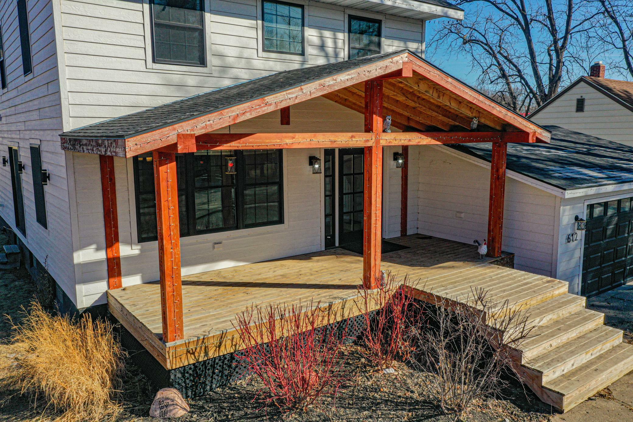 Property Photo: 612 E Division Street MN 56531