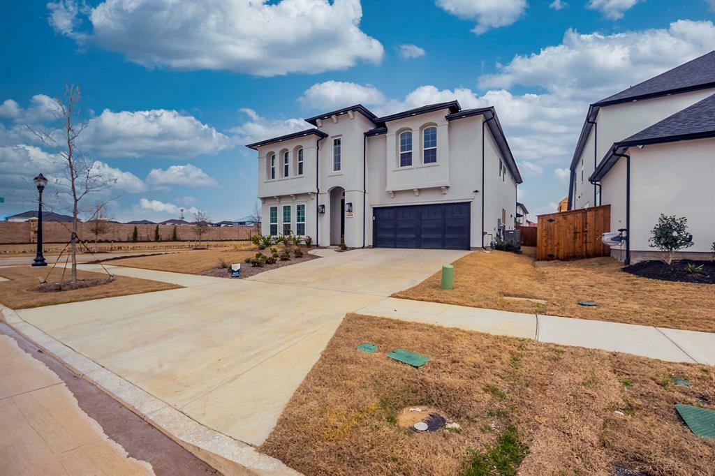 Property Photo: 10496 Milkweed Court TX 75035
