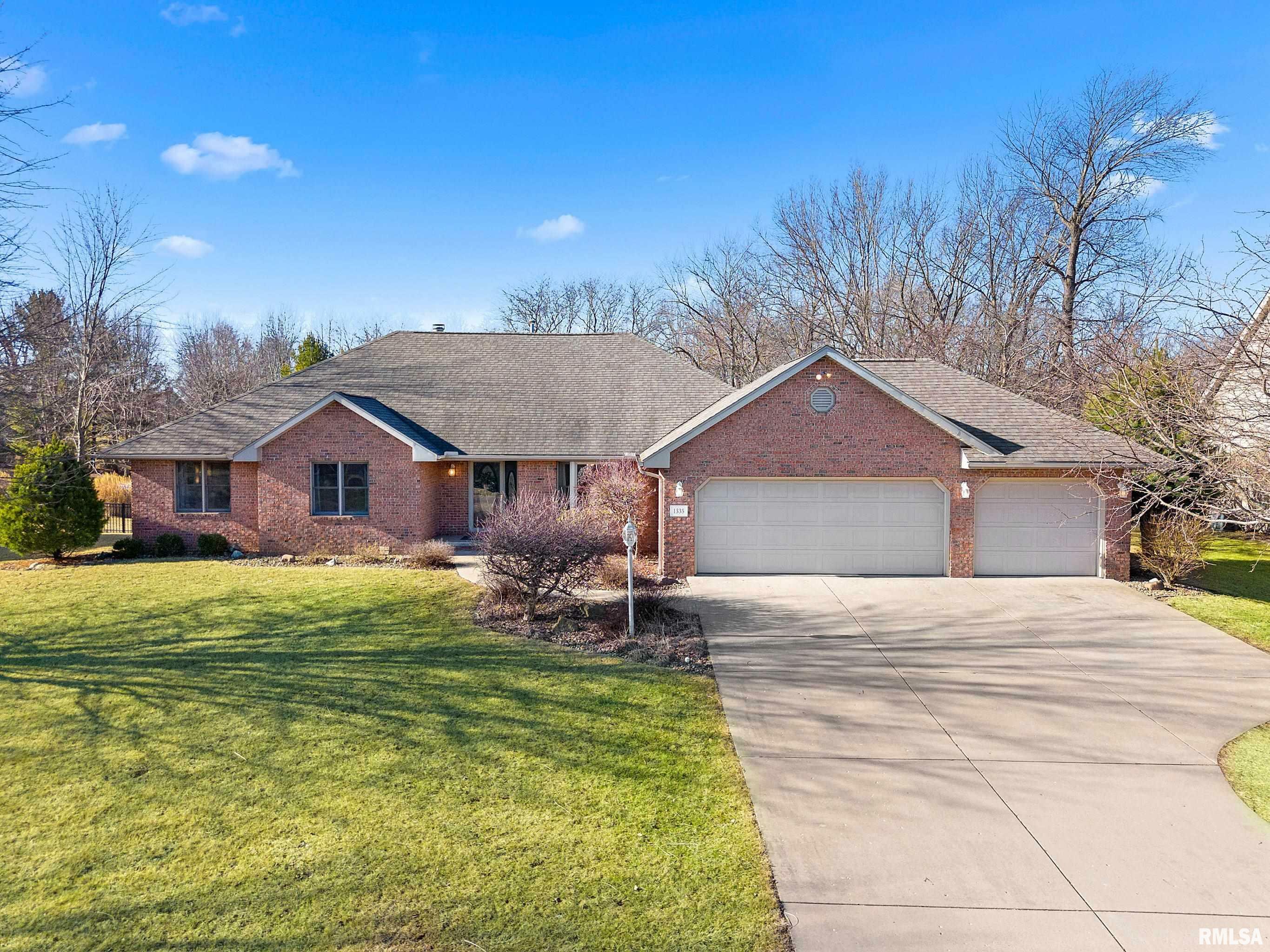 Property Photo:  1335 N Independence Court  IL 61548 