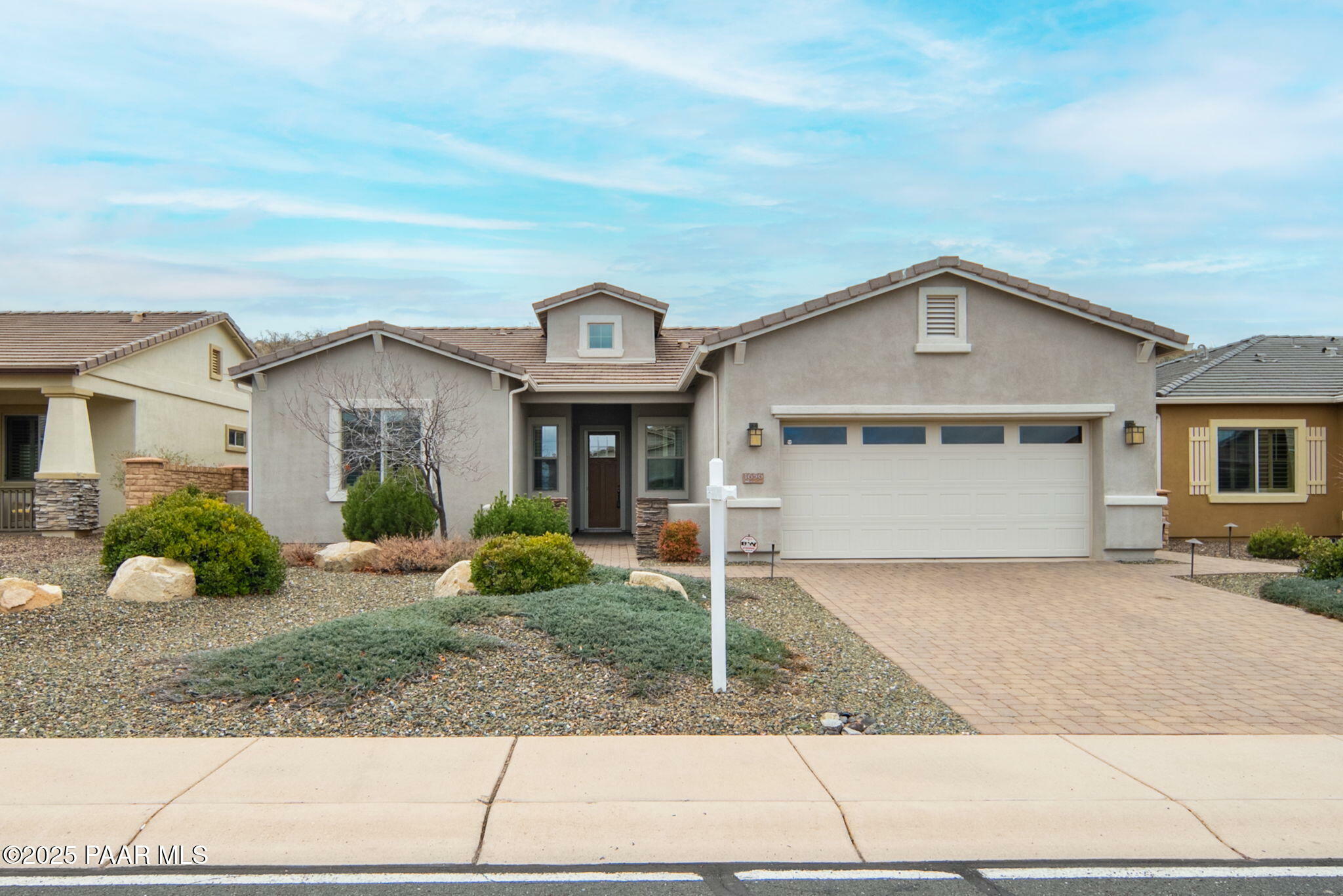 Property Photo: 1656 Solstice Drive AZ 86301