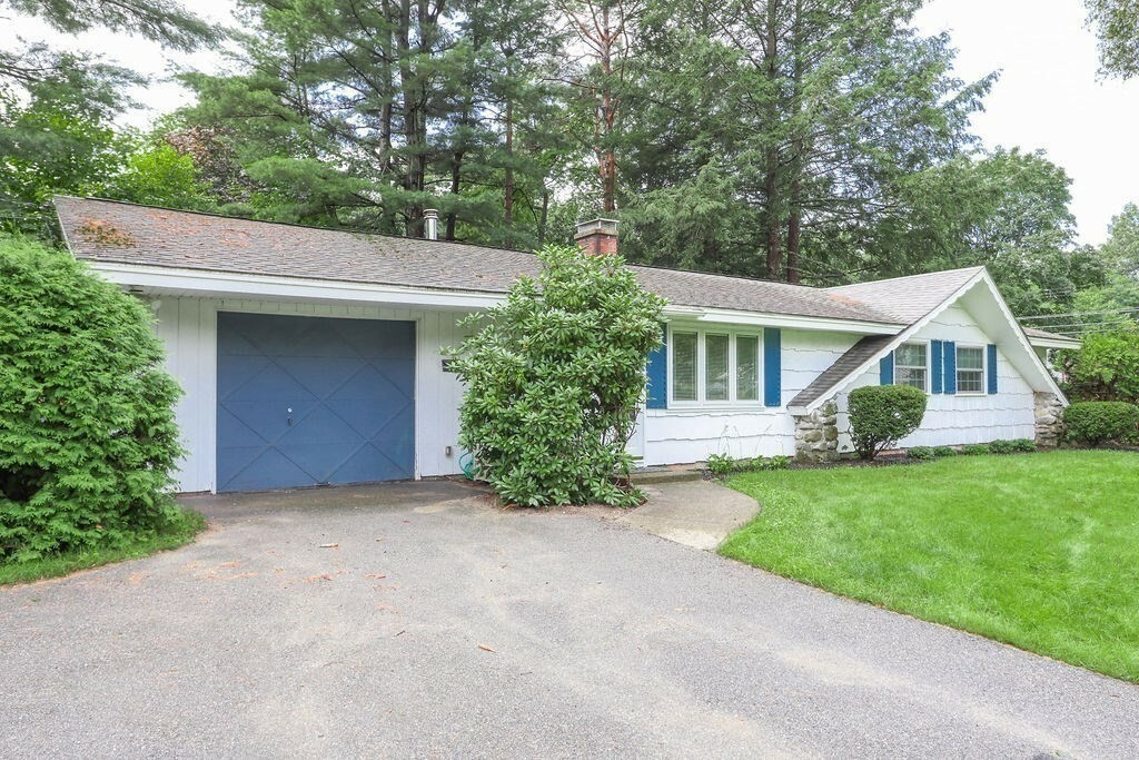 Property Photo: 3 Merrill Dr MA 01701