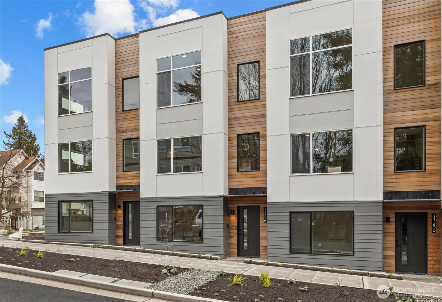 Property Photo: 11238 Corliss Avenue N WA 98133